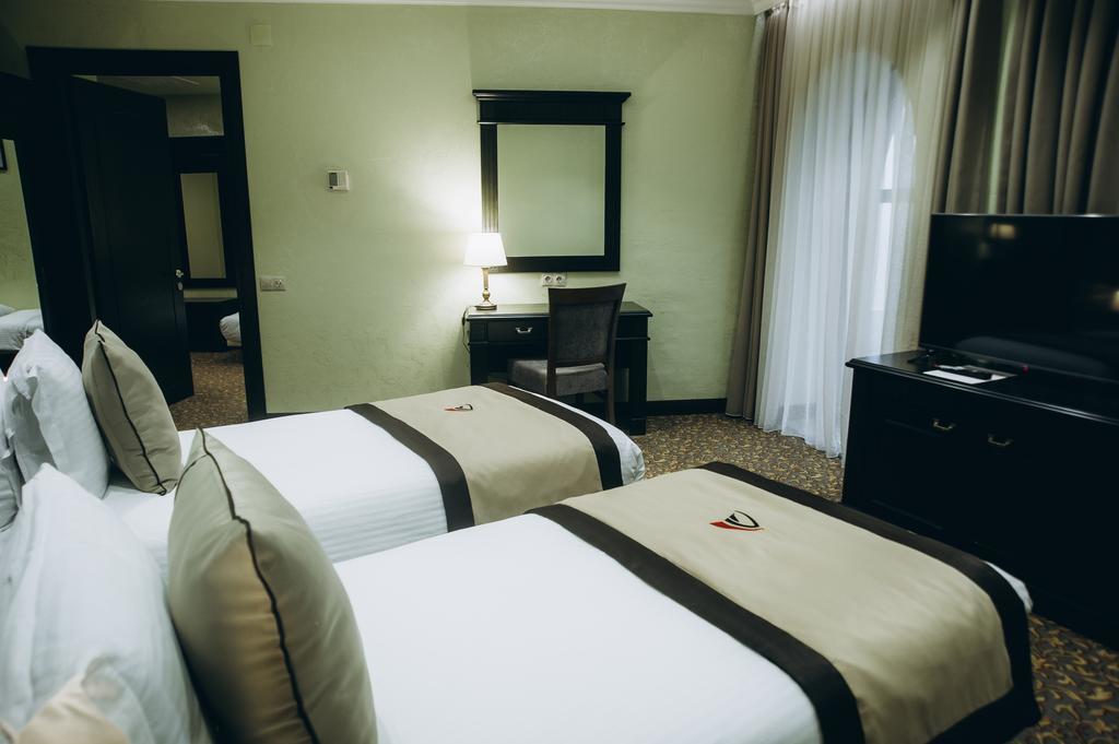 Colosseum Marina 5* Батуми