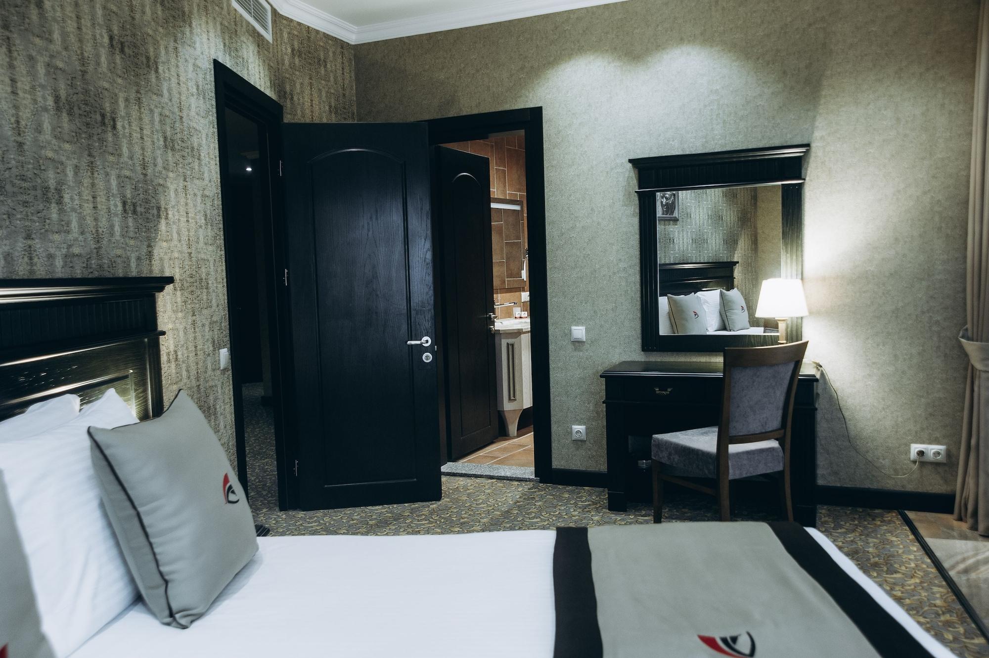 كولوسيوم مارينا 5* باتومي