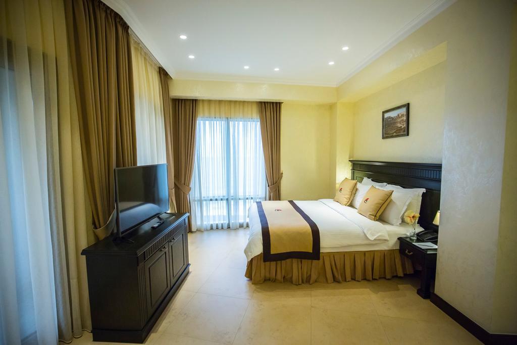 كولوسيوم مارينا فندق 5*